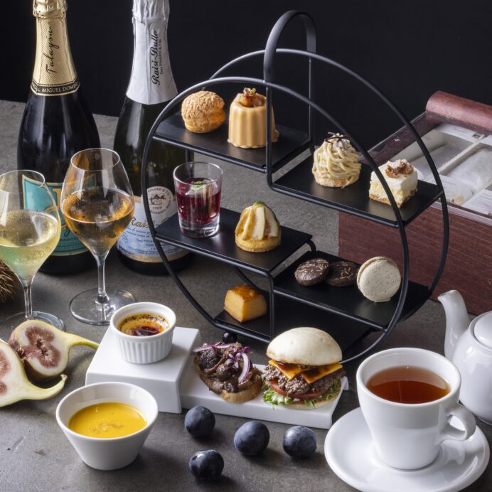 Enjoy the “SHIROIYA the AFTERNOON TEA” with a delightful autumn menu by Award Winning Pâtissière Miya Emmeiji